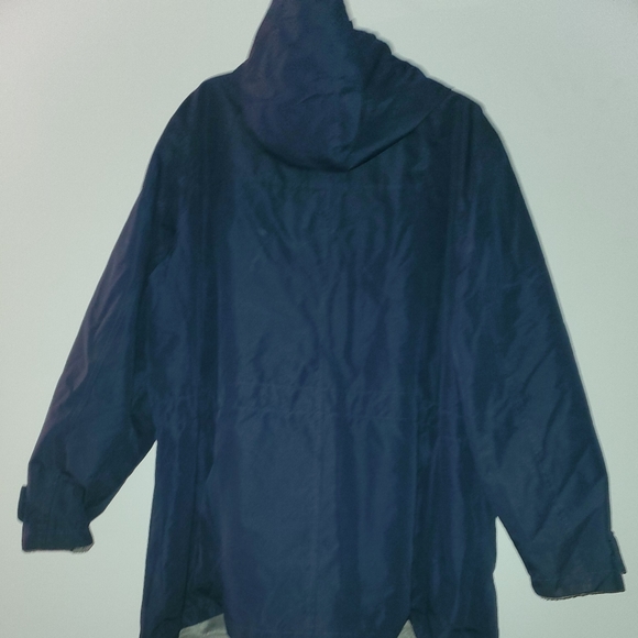 Unbranded coat - Picture 2 of 2